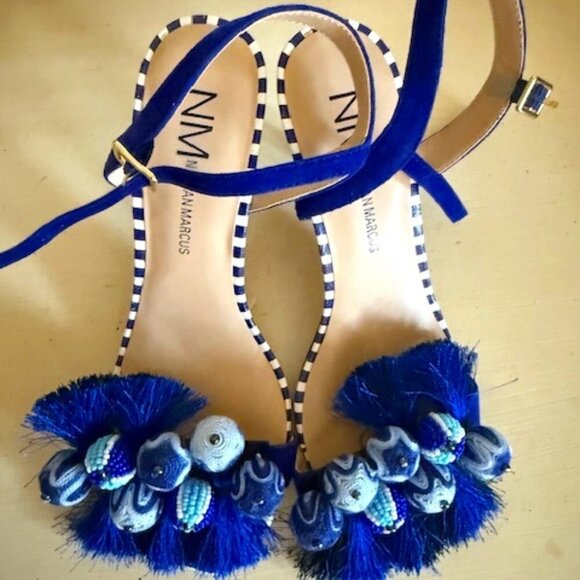 Neiman Marcus sandals - Picture 1 of 3